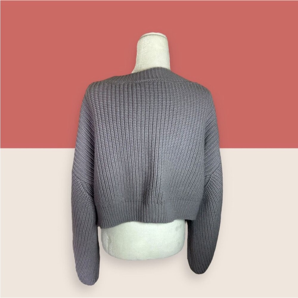 💜 WEEKDAY Lavender Button Cardigan 💜 - Picture 4 of 6